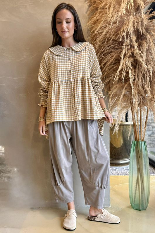 Jo Jo Quirky Classic Barrel Pant Mocha